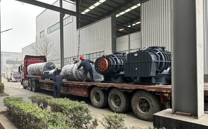 羅茨鼓風(fēng)機(jī)為江蘇窯爐行業(yè)添加助力 羅茨鼓風(fēng)機(jī)為江蘇窯爐行業(yè)添加助力